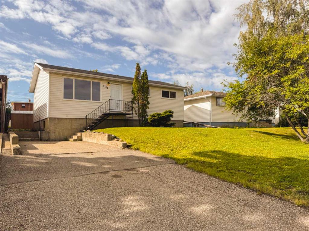Picture of 5104 46 Avenue , Spirit River Real Estate Listing