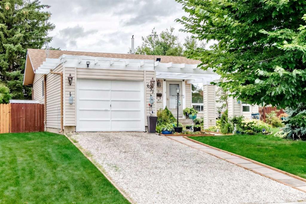 Picture of 631 Brookpark Drive SW, Calgary Real Estate Listing