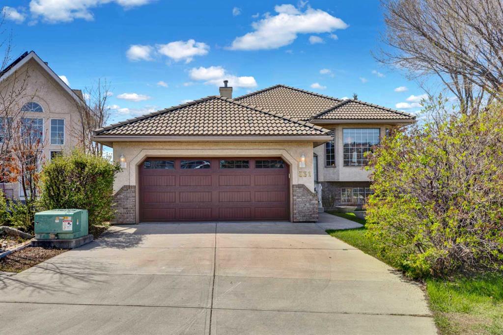 Picture of 531 Sierra Morena Court SW, Calgary Real Estate Listing