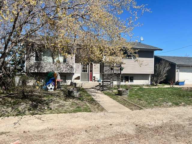 Picture of 6 1 Avenue , Round Hill Real Estate Listing