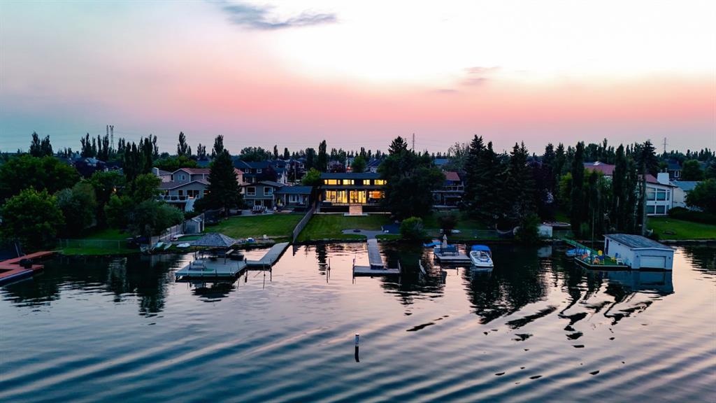 Picture of 692 West Chestermere Drive , Chestermere Real Estate Listing