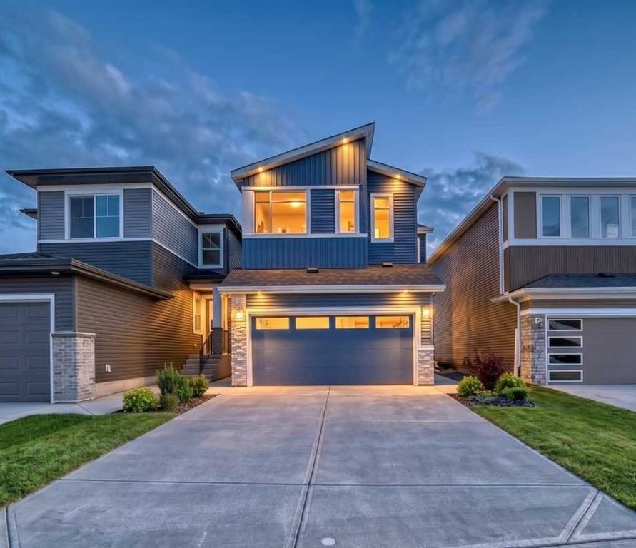 Picture of 374 Corner Glen Way NE, Calgary Real Estate Listing