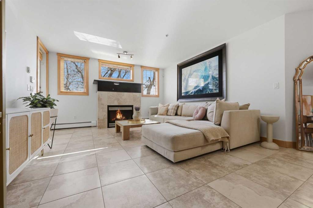 Picture of 103, 2411 Erlton Road SW, Calgary Real Estate Listing