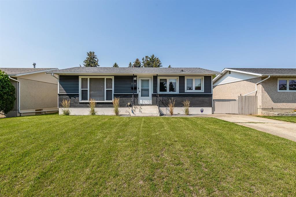 Picture of 2332 20 Avenue SE, Medicine Hat Real Estate Listing