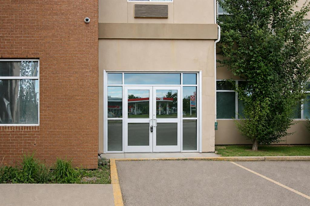 Picture of 8200 Franklin Avenue , Fort McMurray Real Estate Listing