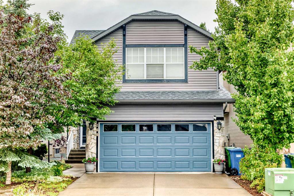 Picture of 144 Cougarstone Common SW, Calgary Real Estate Listing