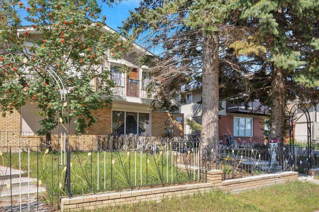 Picture of 2025 40 Street SE, Calgary Real Estate Listing