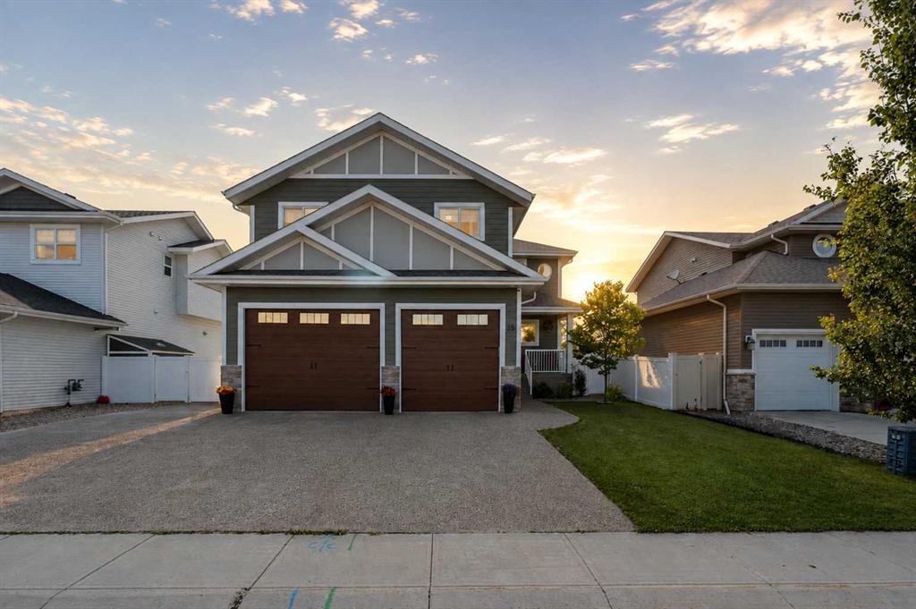 Picture of 35 Erica Drive , Lacombe Real Estate Listing
