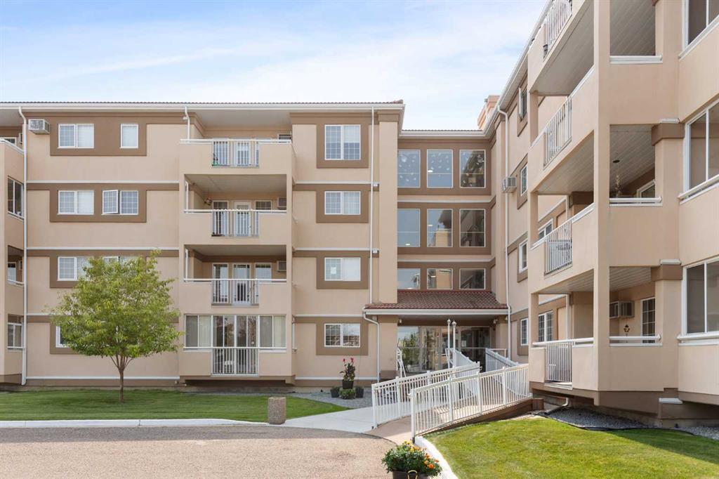 Picture of 412, 22 Park Meadows Drive SE, Medicine Hat Real Estate Listing