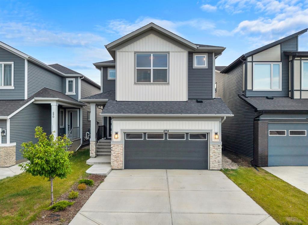 Picture of 694 Creekmill Court SW, Airdrie Real Estate Listing