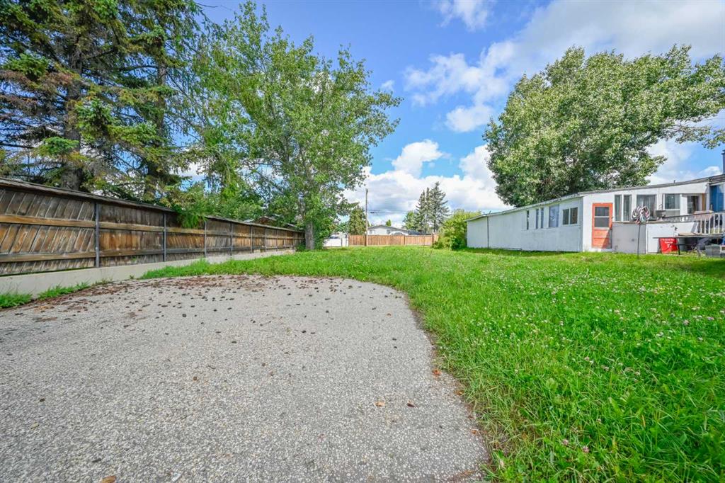 Picture of 4429 51 Avenue , Valleyview Real Estate Listing