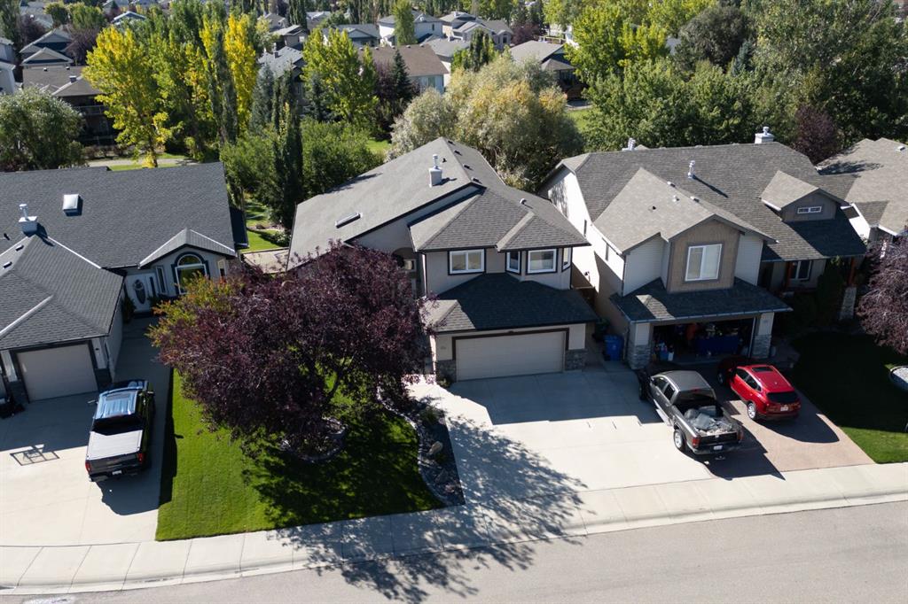 Picture of 64 Riverwood Manor W, Lethbridge Real Estate Listing