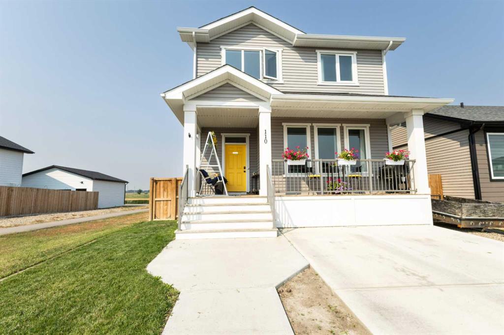 Picture of 110 Prairie Gold Street , Taber Real Estate Listing