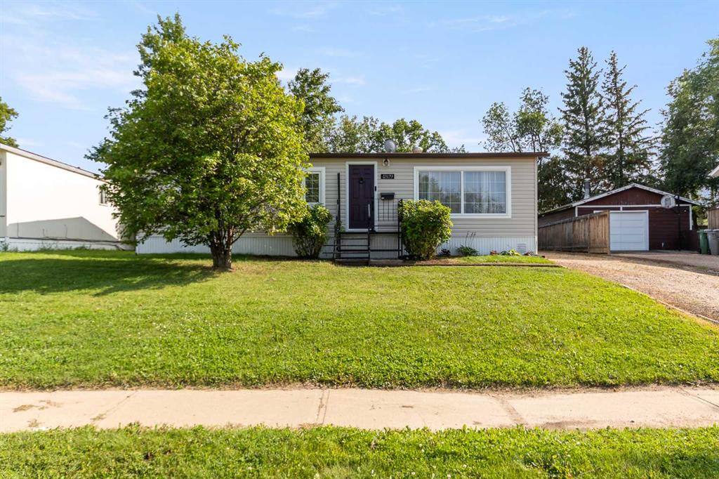 Picture of 4809 26 Street , Lloydminster Real Estate Listing