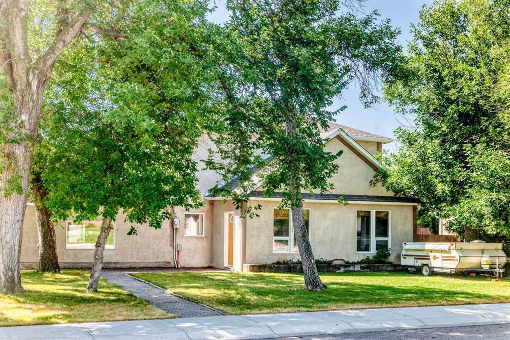 Picture of 160 20 Street , Fort Macleod Real Estate Listing
