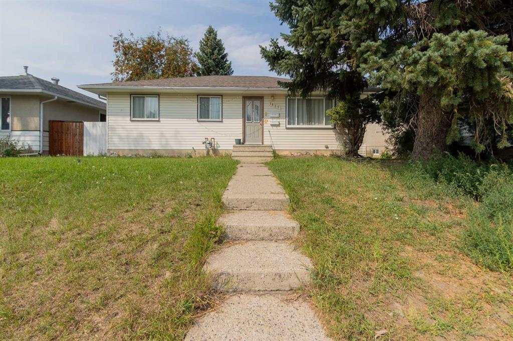 Picture of 1827 16 Avenue S, Lethbridge Real Estate Listing
