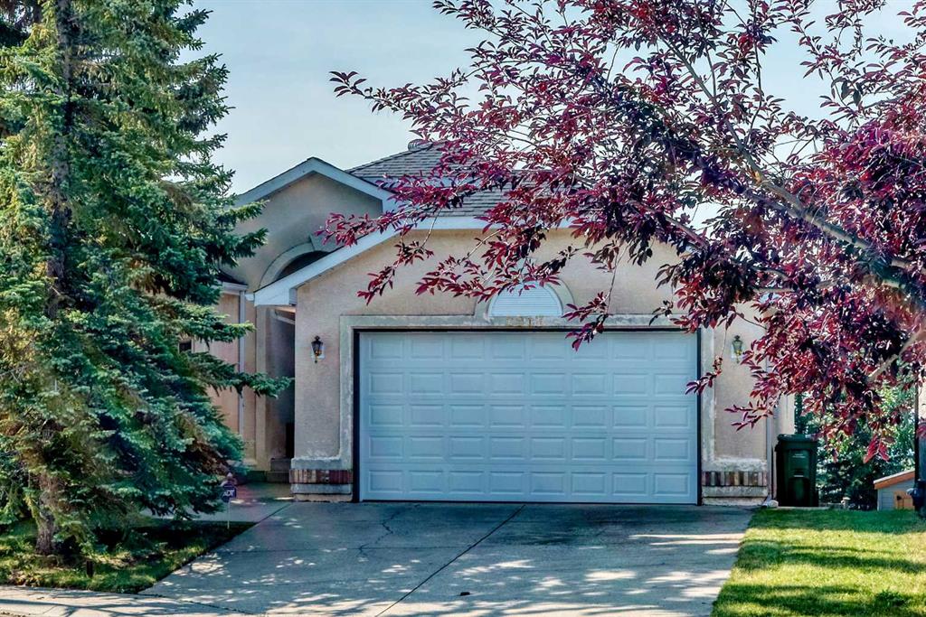 Picture of 2917 Signal Hill Heights SW, Calgary Real Estate Listing