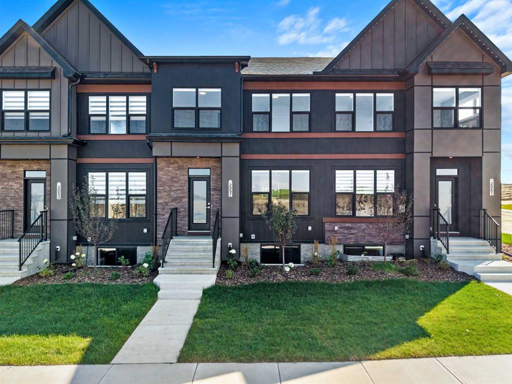 Picture of 2057 Vantage Way SW, Airdrie Real Estate Listing