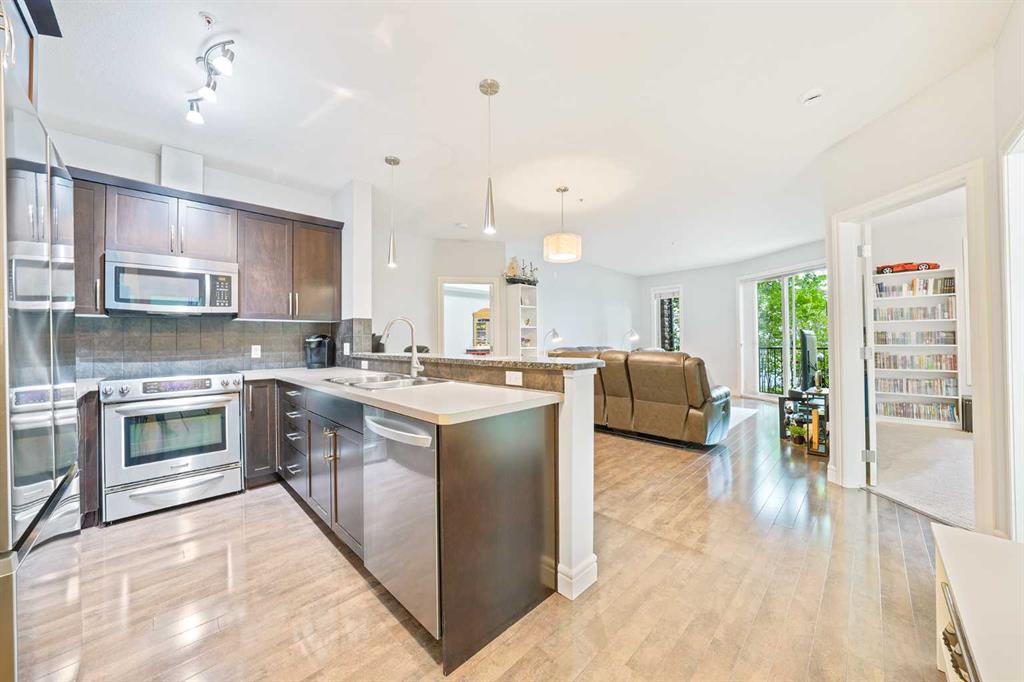 Picture of 3104, 15 Sunset Square , Cochrane Real Estate Listing