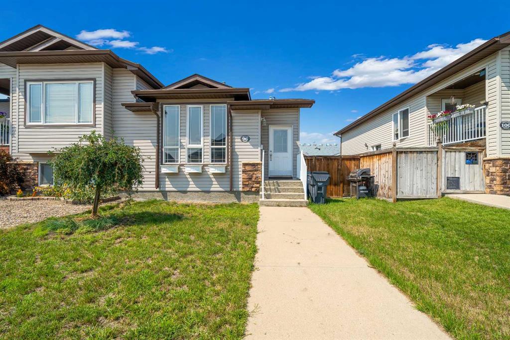 Picture of 96 Northlands Crescent NE, Medicine Hat Real Estate Listing