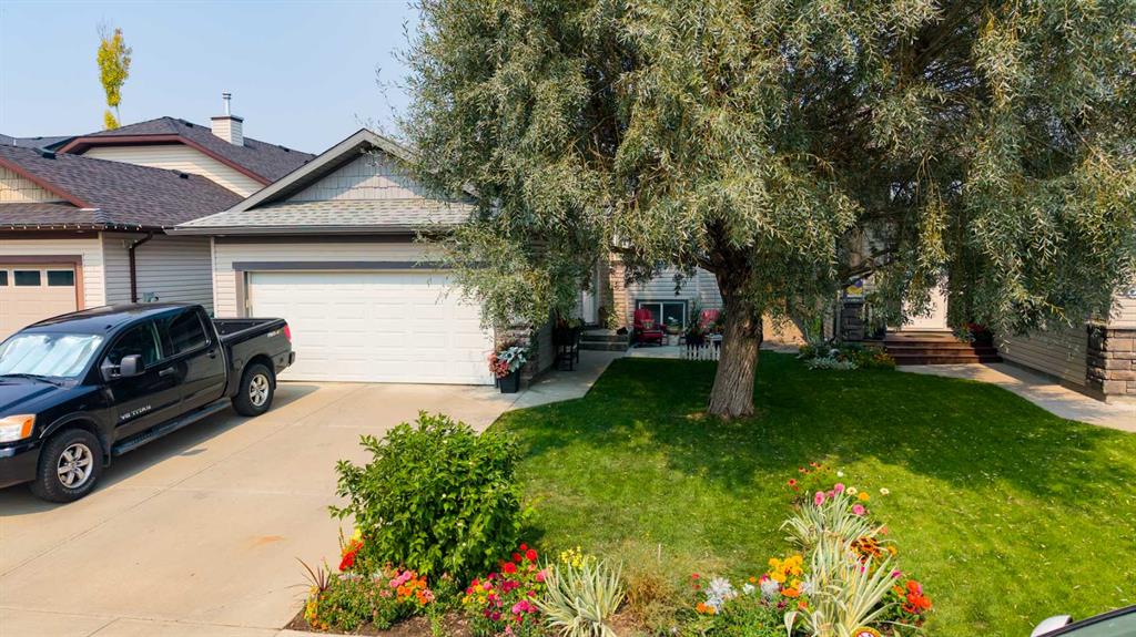 Picture of 126 Dorothy Gentleman Cres N  , Lethbridge Real Estate Listing