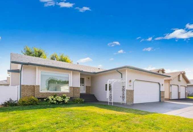 Picture of 159 Shannon Drive SE, Medicine Hat Real Estate Listing