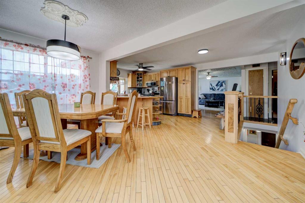 Picture of 5113 2 Street W, Claresholm Real Estate Listing