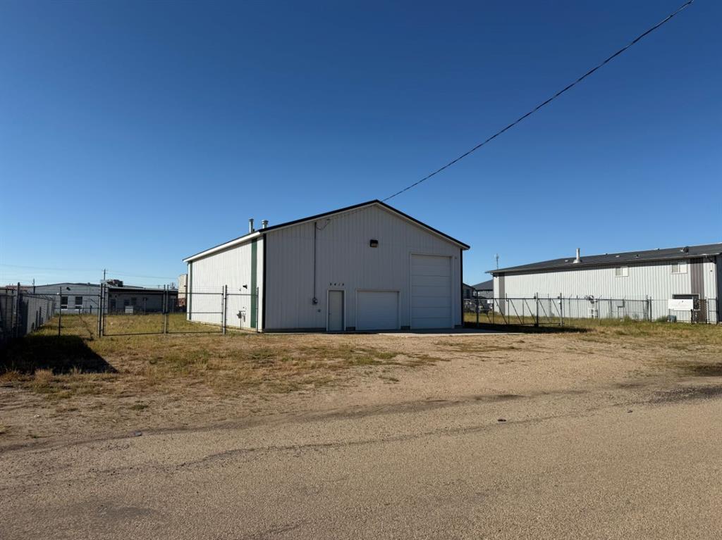 Picture of 6419 42 Avenue  , Ponoka Real Estate Listing