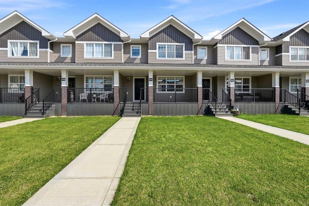 Picture of 254 Halifax Close , Penhold Real Estate Listing