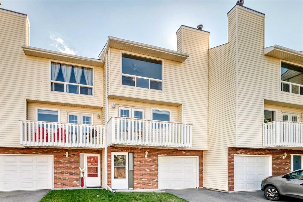 Picture of 3, 24 Cascade Place , Cochrane Real Estate Listing