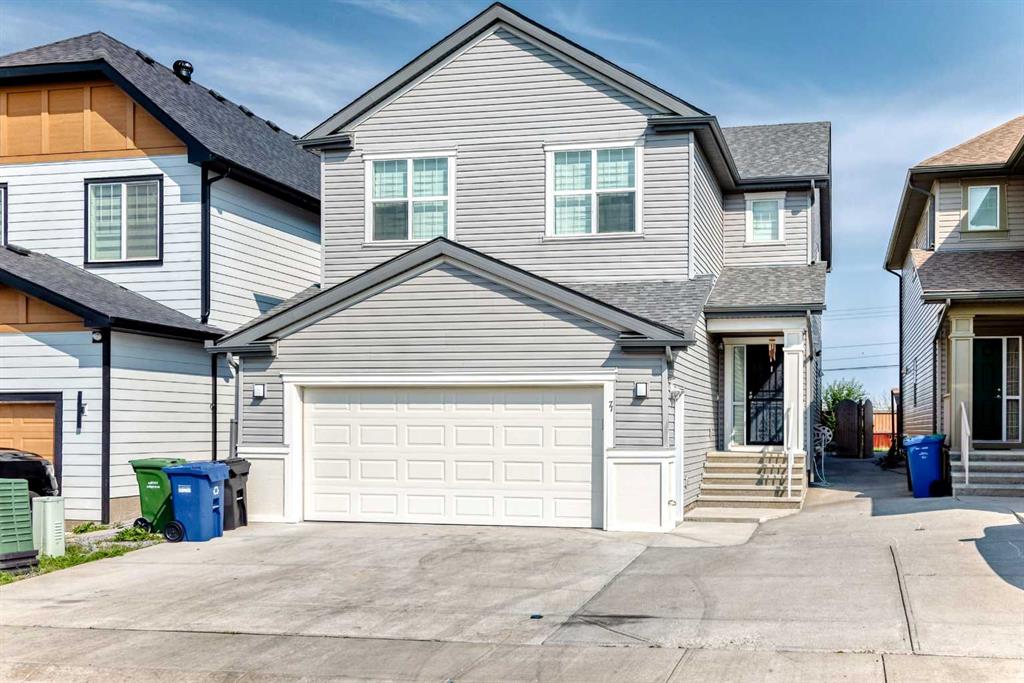Picture of 71 Martha\'s Meadow Close NE, Calgary Real Estate Listing
