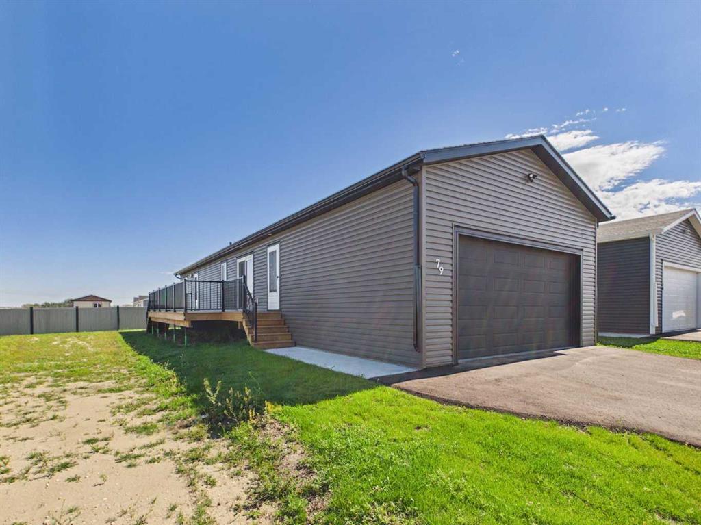 Picture of 79 McKay Place , Blackfalds Real Estate Listing