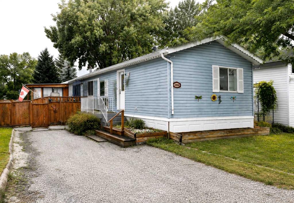 Picture of 209 Yardmaster Avenue , Coaldale Real Estate Listing