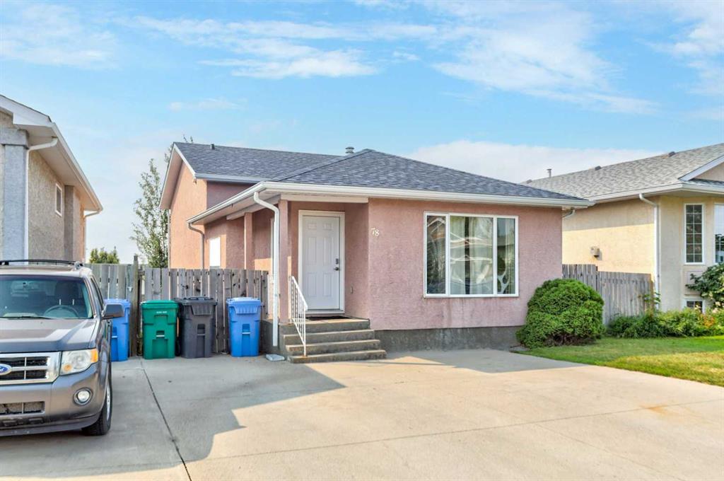 Picture of 78 CHILCOTIN Road W, Lethbridge Real Estate Listing