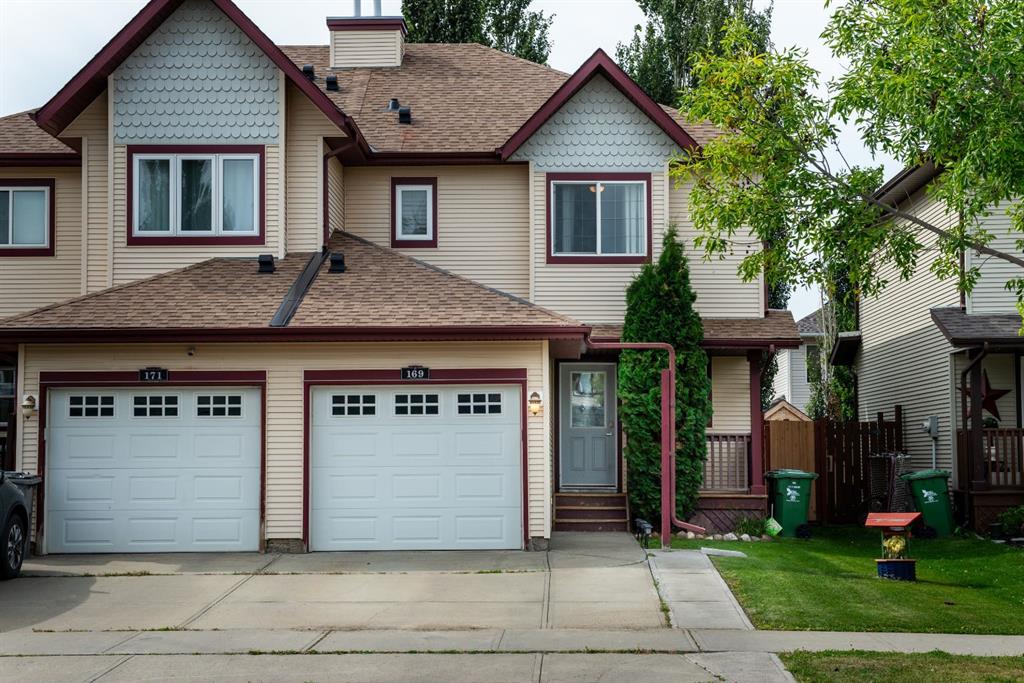 Picture of 169 Rue Magnan Street , Beaumont Real Estate Listing