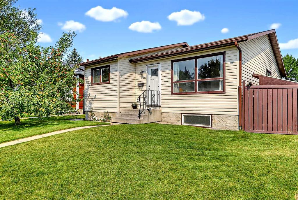 Picture of 40 River Valley Crescent SE, Calgary Real Estate Listing