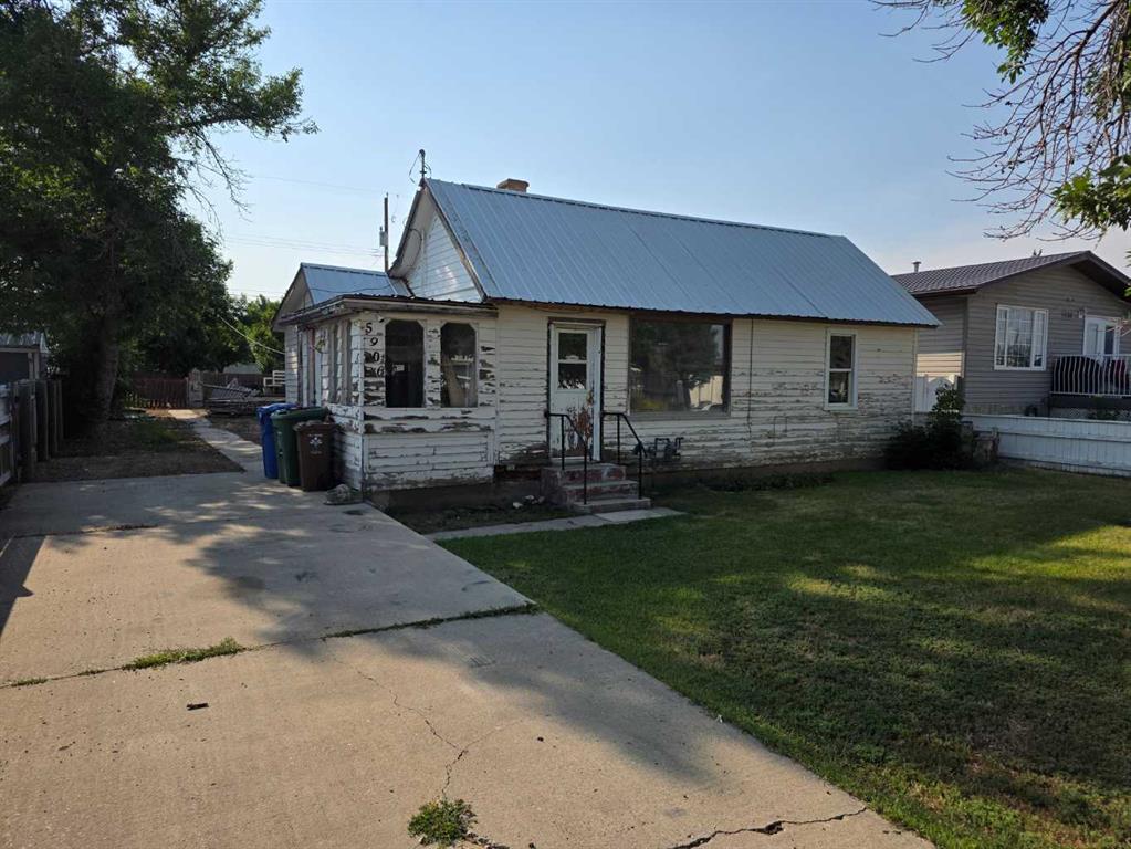 Picture of 5906 54 Street , Taber Real Estate Listing