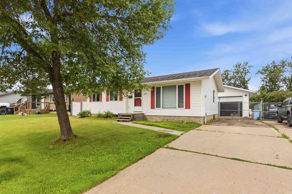 Picture of 157 Rogers Crescent , Fort McMurray Real Estate Listing
