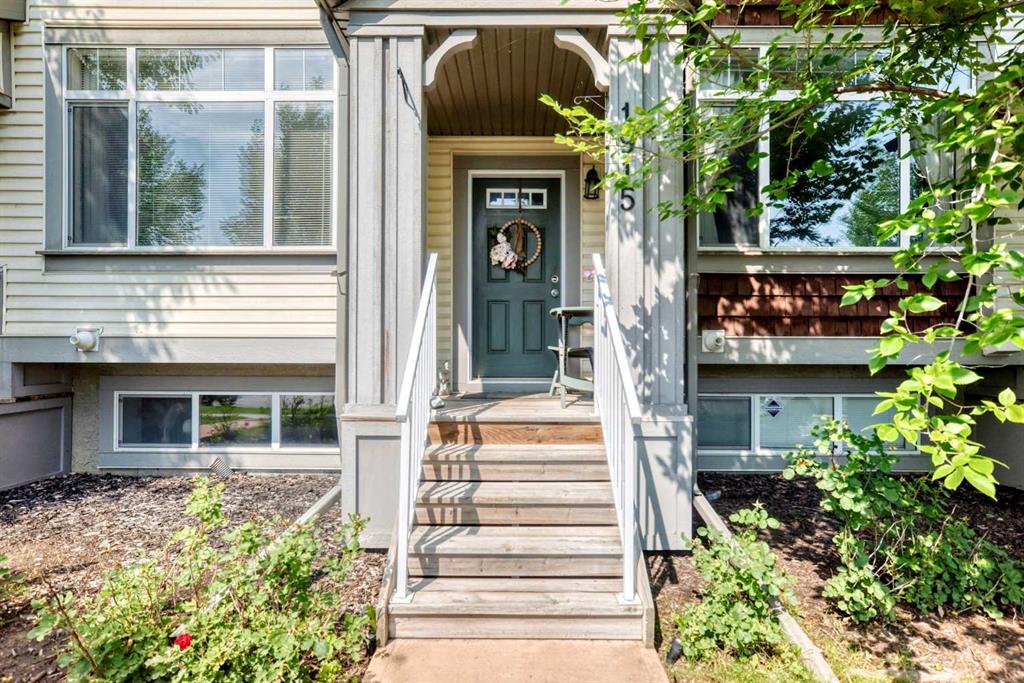 Picture of 1915 Copperfield Boulevard SE, Calgary Real Estate Listing