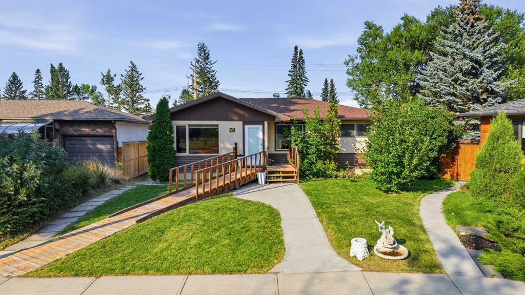 Picture of 20 Rossburn Crescent SW, Calgary Real Estate Listing