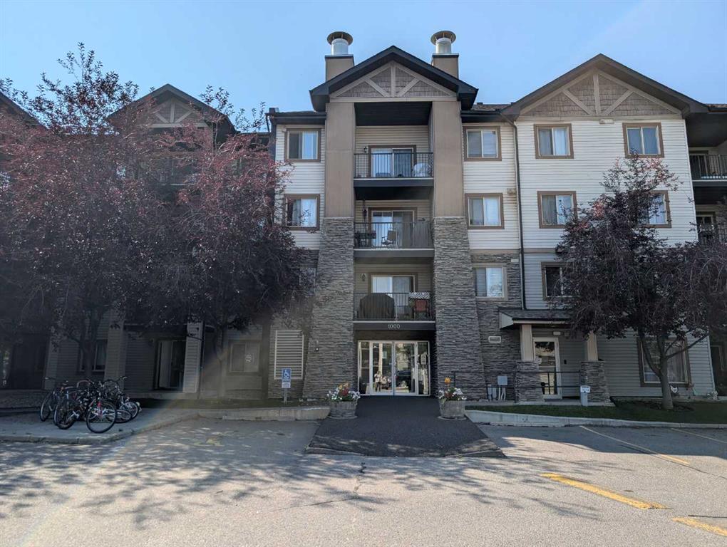 Picture of 1421, 8 Bridlecrest Drive SW, Calgary Real Estate Listing