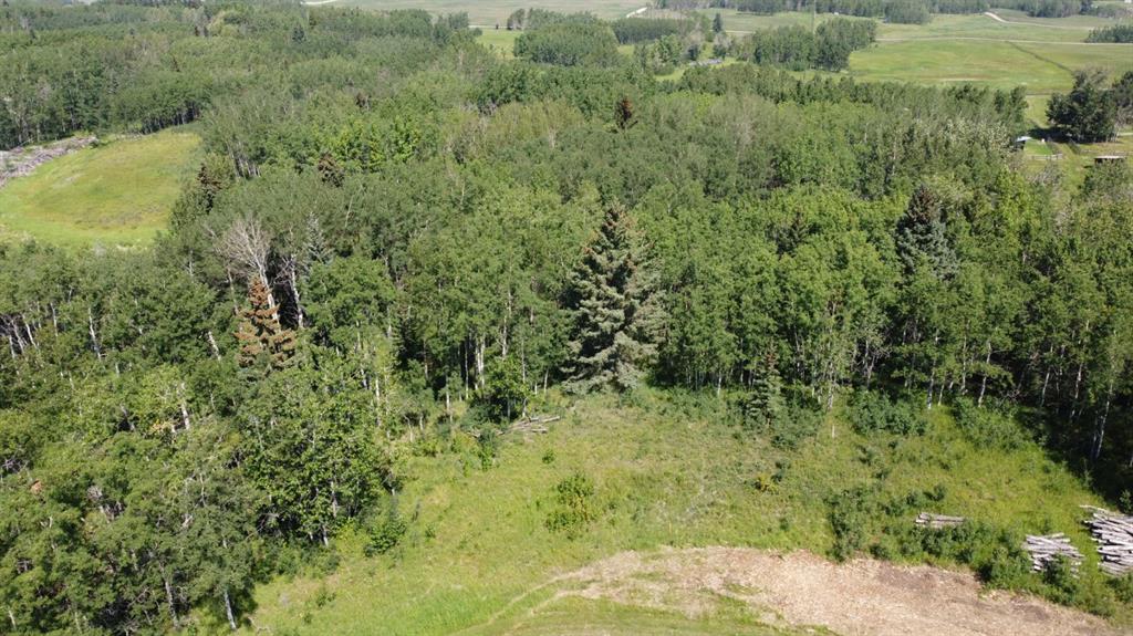 Picture of 28 Elkstone Way , Rural Rocky View County Real Estate Listing