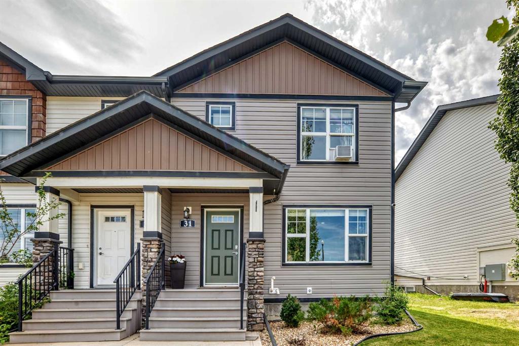 Picture of 31 Crestview Boulevard , Sylvan Lake Real Estate Listing