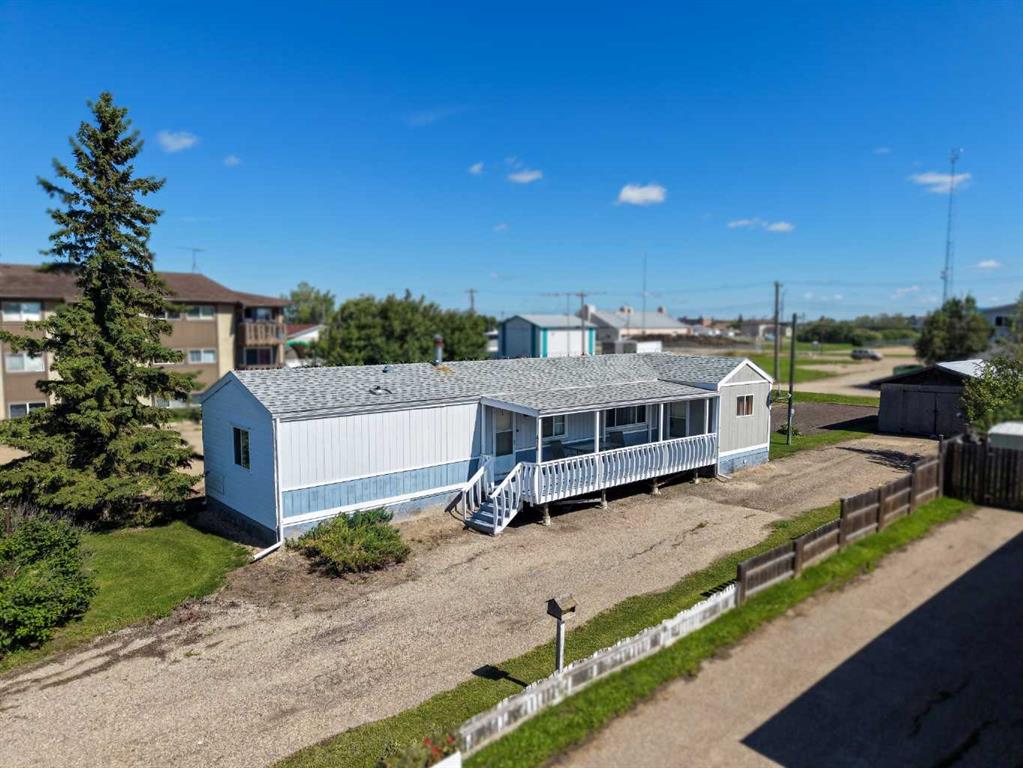 Picture of 416 1 Street SW, Falher Real Estate Listing