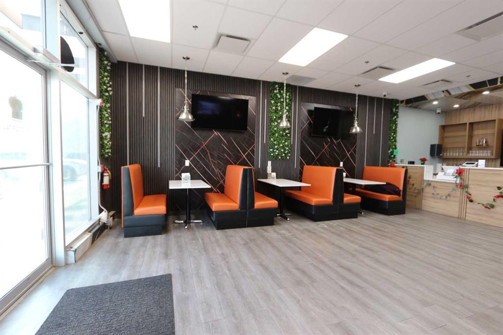 Picture of 135, 270 Nolanridge Crescent NW, Calgary Real Estate Listing