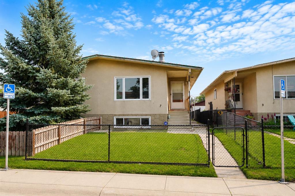 Picture of 7 Dovercliffe Way SE, Calgary Real Estate Listing