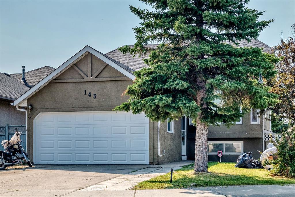 Picture of 143 Applewood Drive SE, Calgary Real Estate Listing