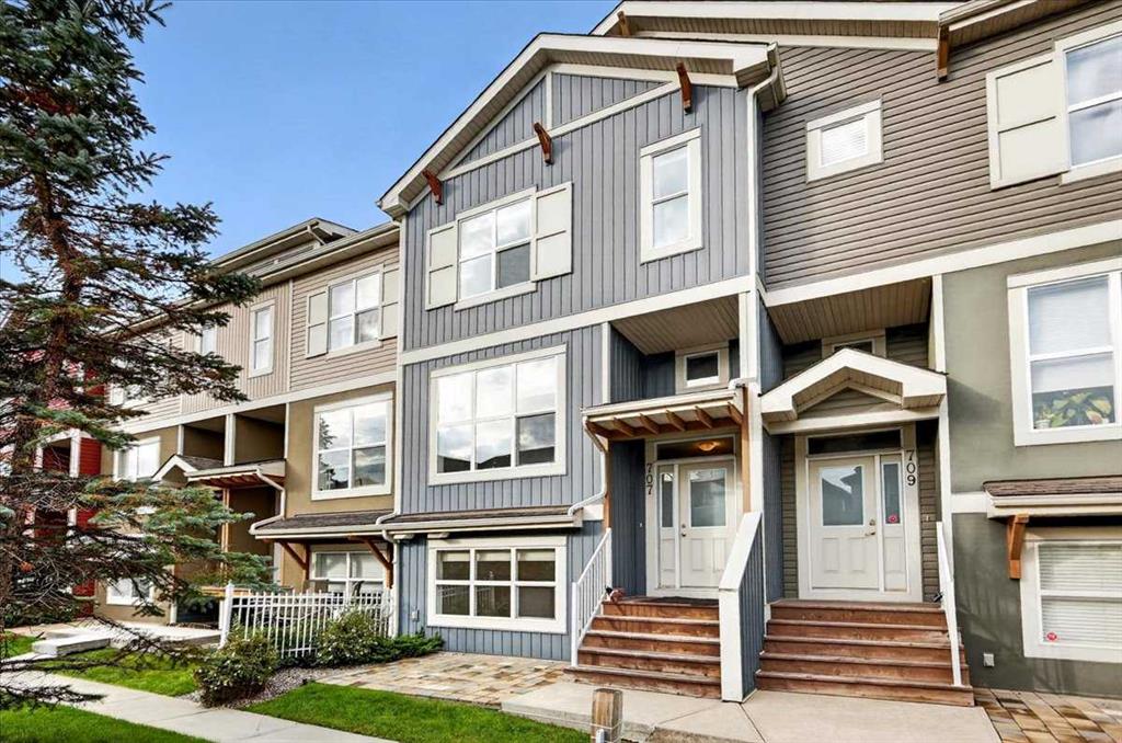 Picture of 707, 10 Auburn Bay Avenue SE, Calgary Real Estate Listing
