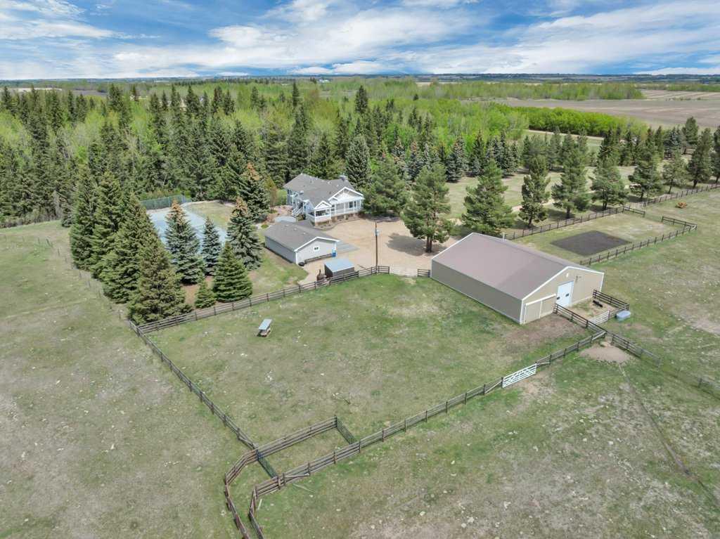 Picture of 464012 A Range Road 233 Road , Rural Wetaskiwin No. 10, County of Real Estate Listing