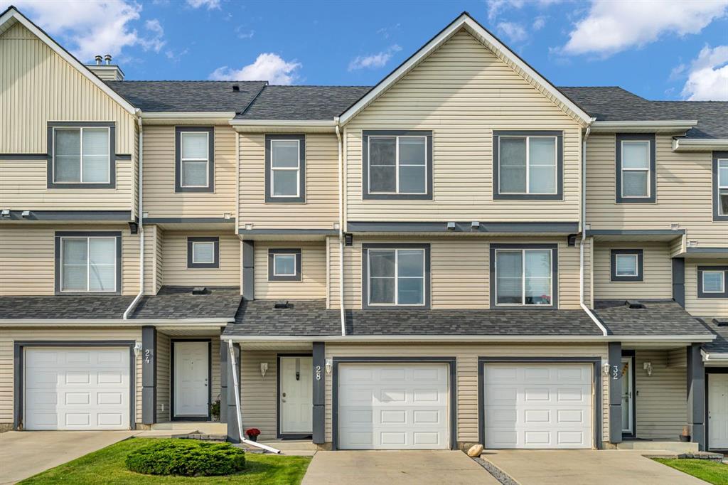 Picture of 28 Everhollow Way SW, Calgary Real Estate Listing